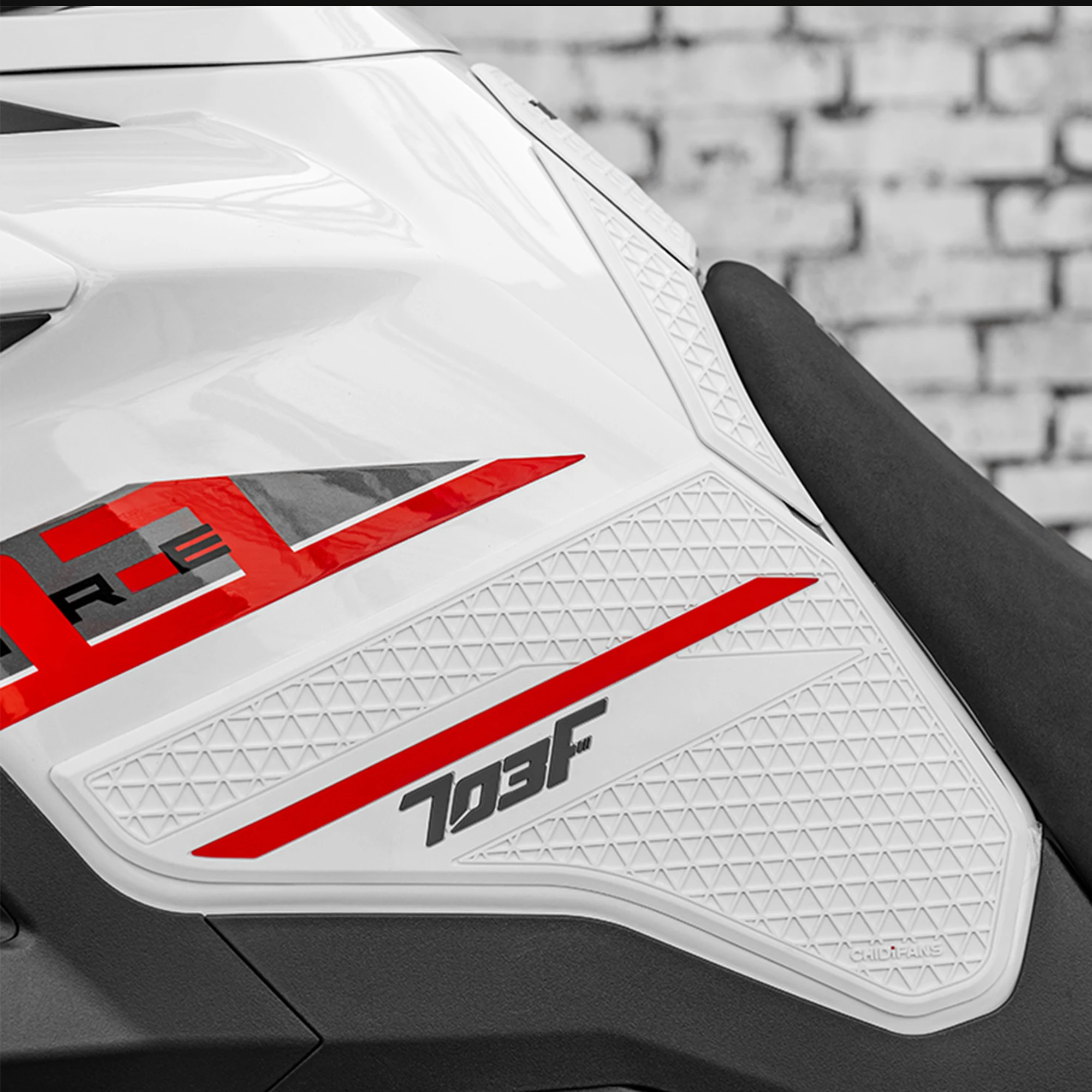 Motorcycle Rubber Tank Pad Anti-slip Sticker Compatible with 24-26 Zontes 703F Thickened Fuel Tank Protective Decal Modification