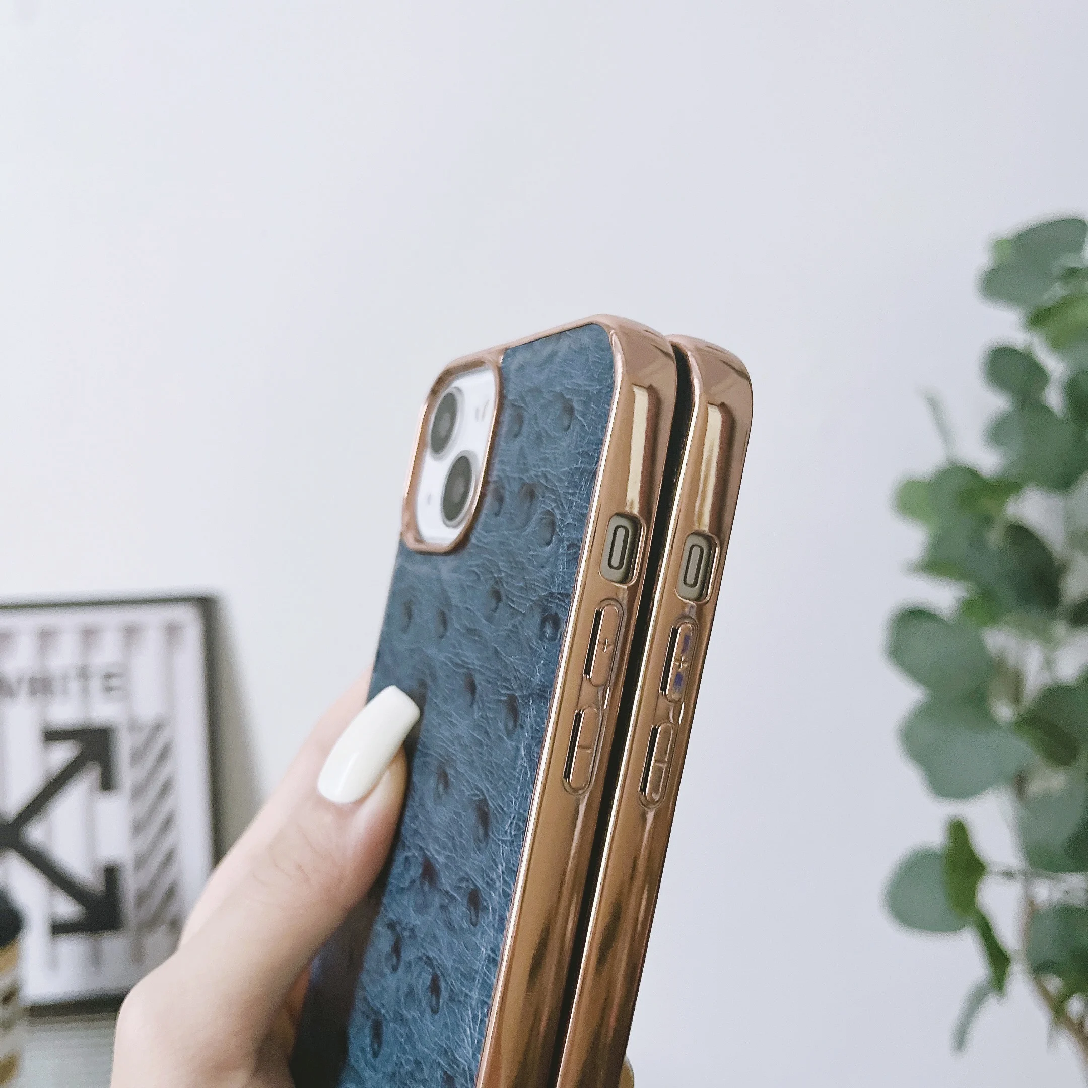 Luxury Genuine Leather Phone Case for Apple iPhone 15 14 Pro Max 13 Classic Ostrich Skin Pattern Glossy Frame Armor Back Cover