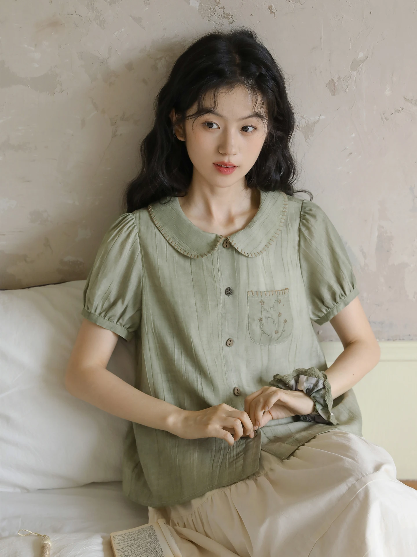 

Nesoulum Summer Artistic Vintage Loose Women's Silk Linen irt Embroidered Doll Collar een Moss Color Pouch Stitched