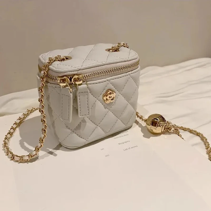 2024 Trend Camellia Rhombus Chain Women\'s Box Bag Female Fashion Luxury Brand Designer Shoulder Crossbody Bag Mini Bucket Bag