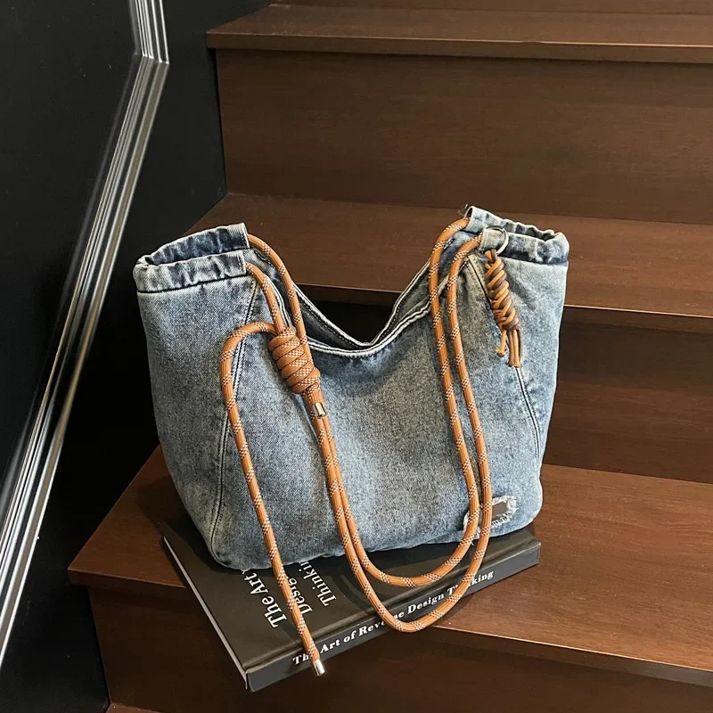 

2025 New Stylish Versatile Women's Crossbody Purse Casual Washable Denim Bag, Trendy Dongdaemun Shoulder Tote