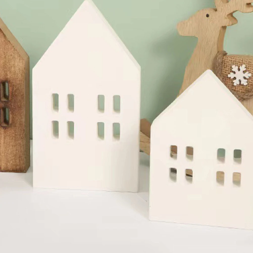 

2Pcs Mini House Slice Wooden Decor Christmas Party Tabletop Decoration Festive Scene Xmas Ornament Light Weight