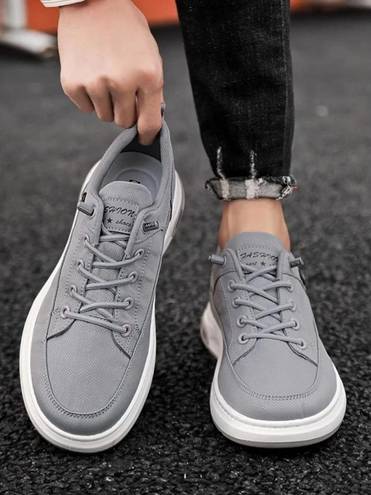 

Мужская обувь со шнурками, серые весенне-осенние кроссовки, высокое качество, мода 2025 года, низкая цена, классическая оригинальная походная повседневная обувь для мужчин