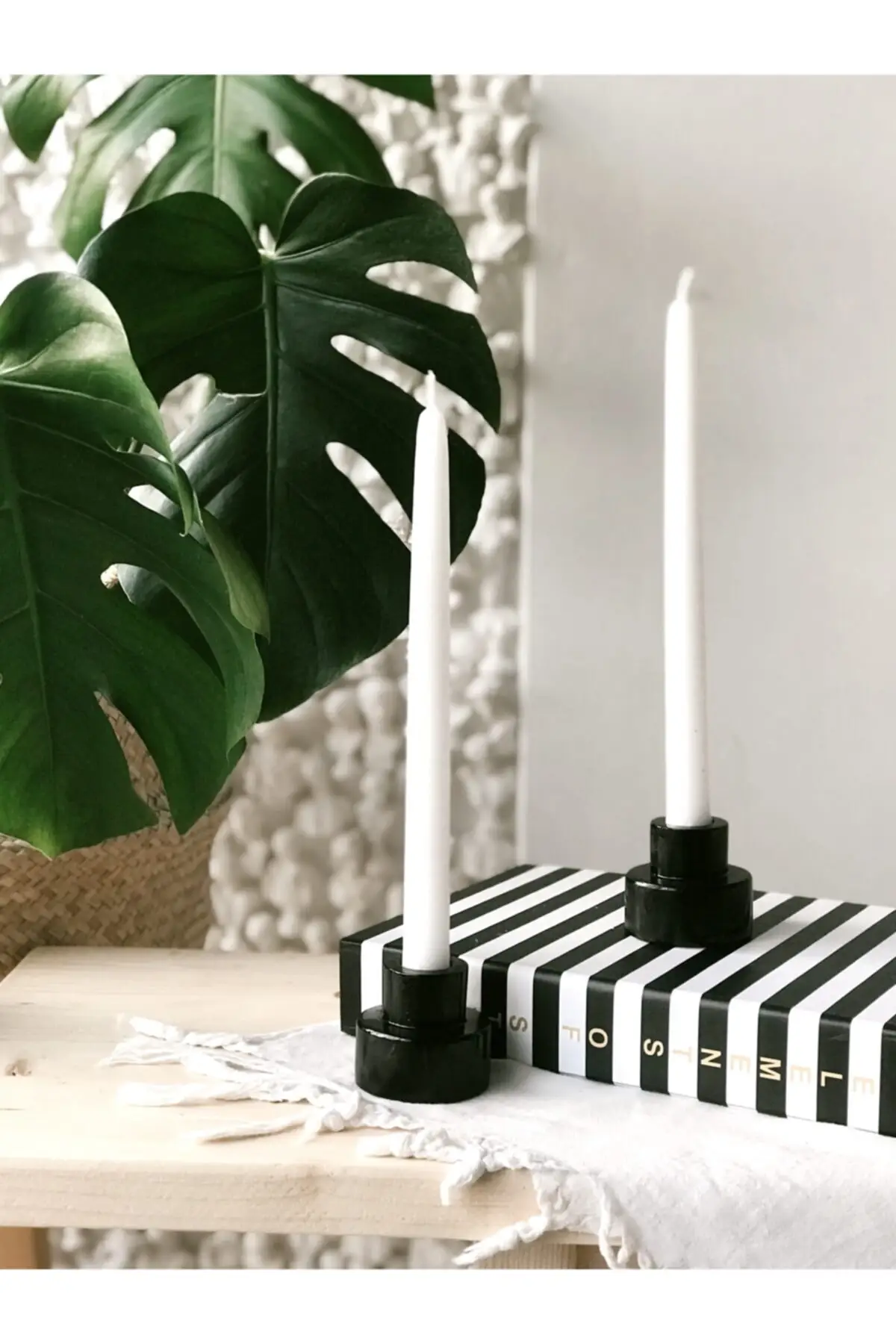 Nordic Candlestick Concrete Candle Holder Black Glossy Set of 2 Souvenirs Home Office Design Yoga Relaxation Romantic Dear