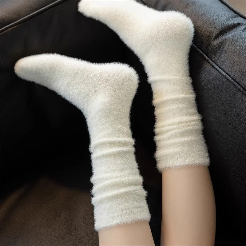 Women’s Fuzzy Calf Socks, Mink-Style Fleece, Thick and Warm for Fall/Winter, Fluffy Sleep Socks, Long Slouch Socks