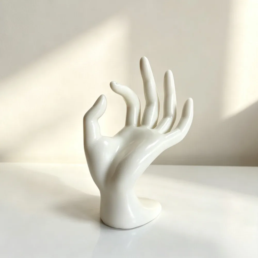 3D Printed Jewelry Display Hand Model Elegant Sturdy Mannequin Hand Model Durable Realistic Ring Organizer Jewelry Photography