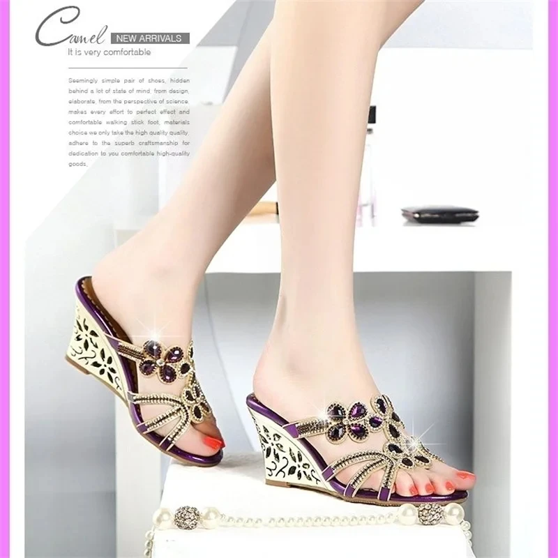 New Summer Fashion Shoes Elegant Rhinestone Floral Design Wedge Slippers Genuine Leather Crystal Wedges Woman Sandals