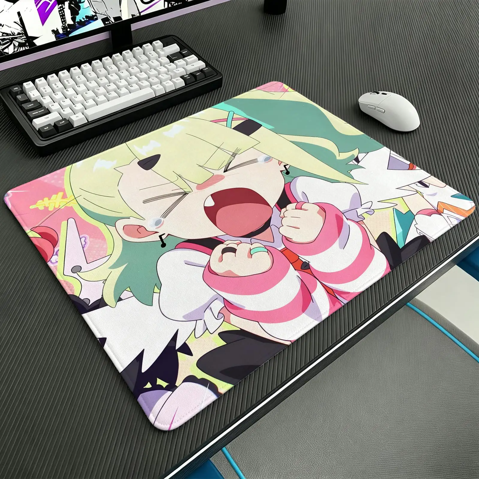 Compact S/M‑L E‑Sports Pad, Tough Stitched Border for Lightweight Portable Laptop and Office Gaming Zenless Zone Zero Sunna