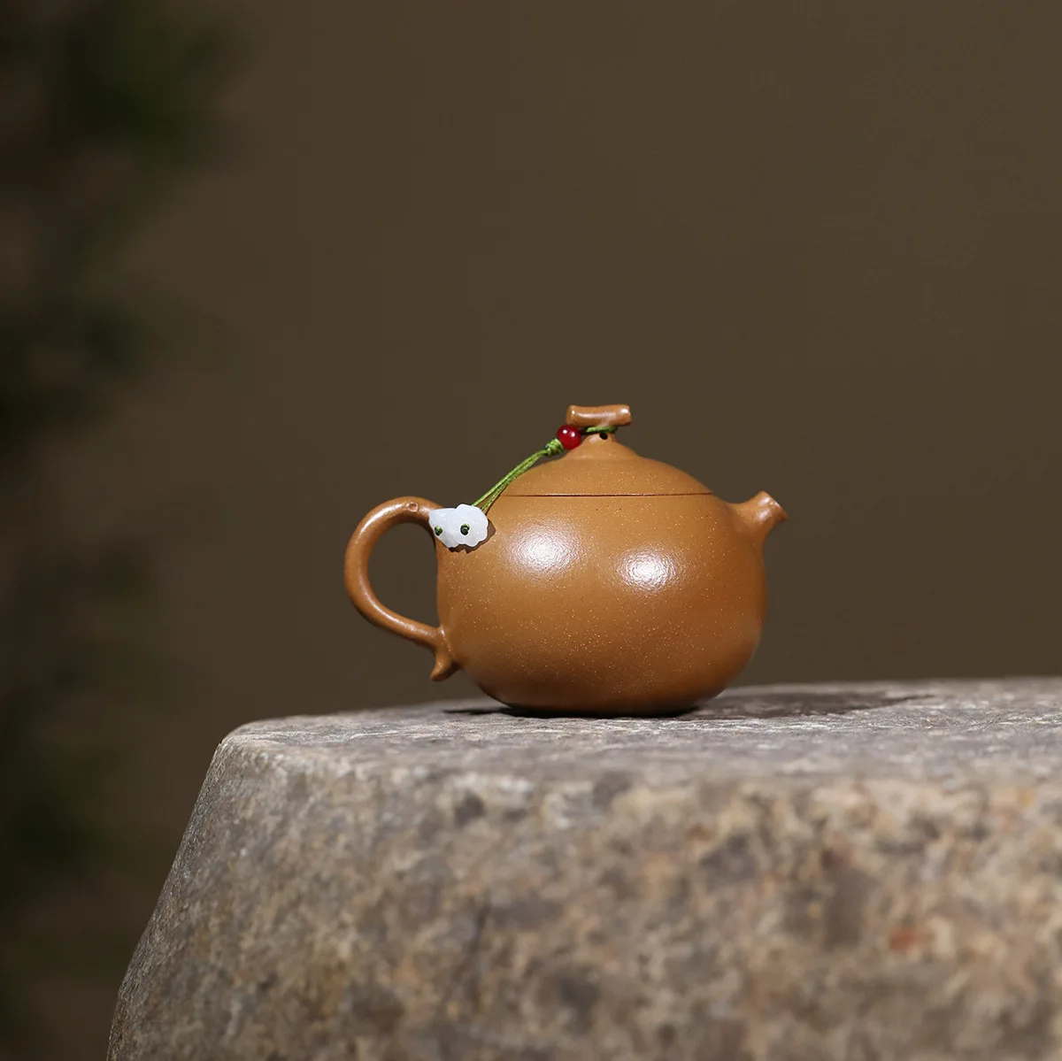 Handmade Yixing Purple Clay Pot Famous Ore Descending Slope Mud Eggplant and Melon Literati Card Cover Inner Pile Ball Hole 160C