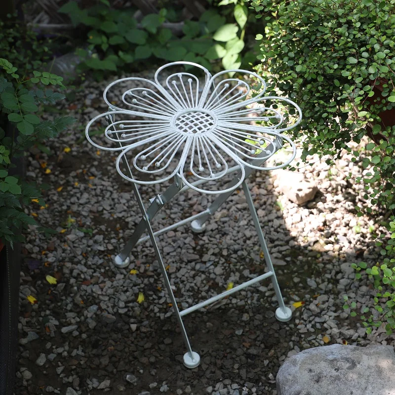 Vintage Iron Folding Petal Stool Simple Creativity Flower Rack Stool Outdoor Aesthetic Mini Garden Table Patio Chair Furniture