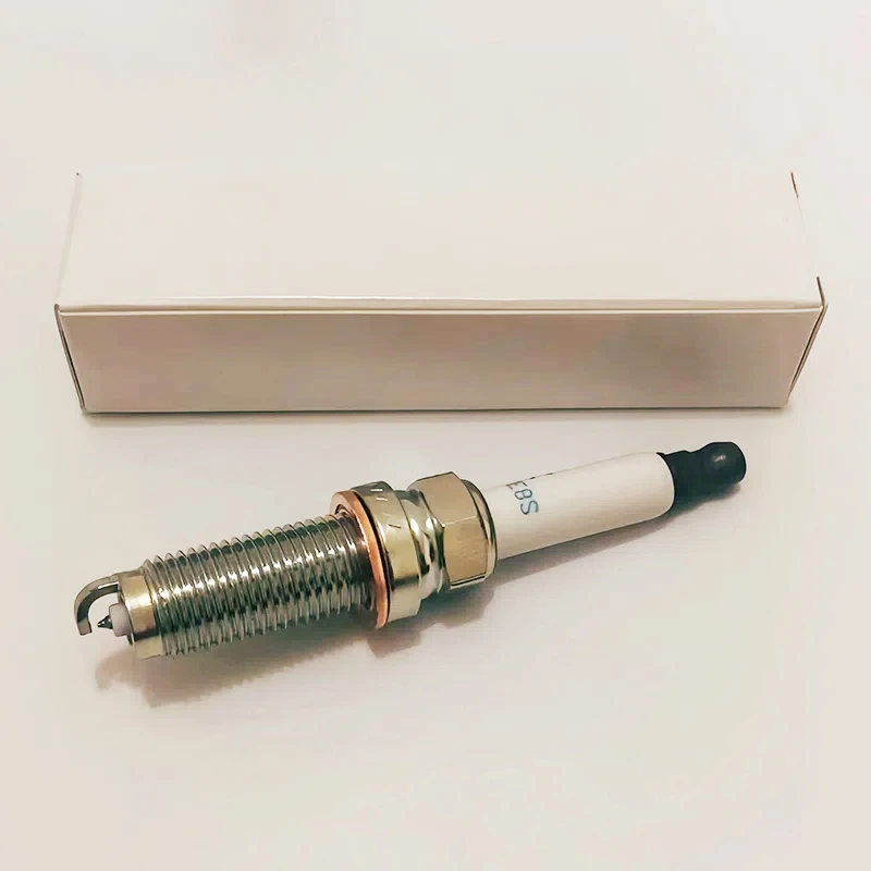 

4/6Pcs Spark Plug LR050998 SILZKAR7E8S For JAGUAR E/F-PACE XE XF XJ RANGE ROVER EVOQUE VELAR DEFENDER DISCOVERY IV SPORT 2.0 3.0