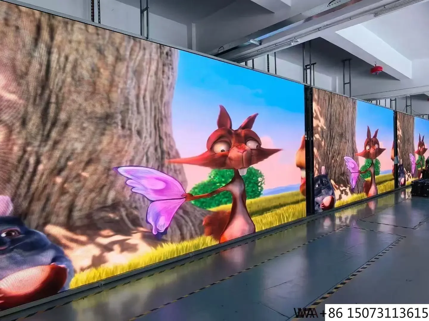 

Outdoor P2.604 Lightweight Waterproof LED Rental Screen for Stage Background Events