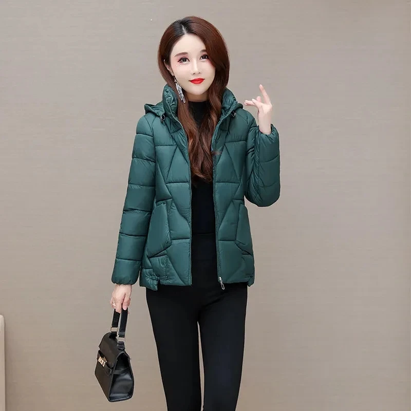 The New Fashion Cotton-padded Jacket Feminine Temperament Is Light, Slim And Slim. Autumn And Winterkeep Warm Short Coat Tide.