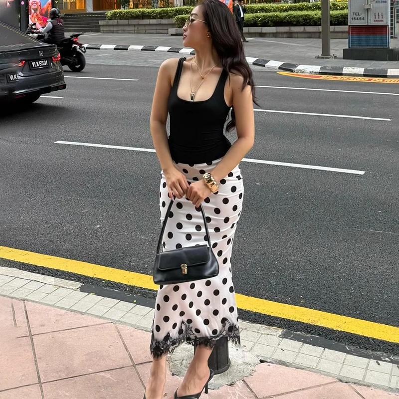 TARUXY Polka Dot Lace-Paneled Skirt Elegant Versatile Daily Stylish Slim High-Waisted Long Skirt 2026 Spring Summer Party Skirt