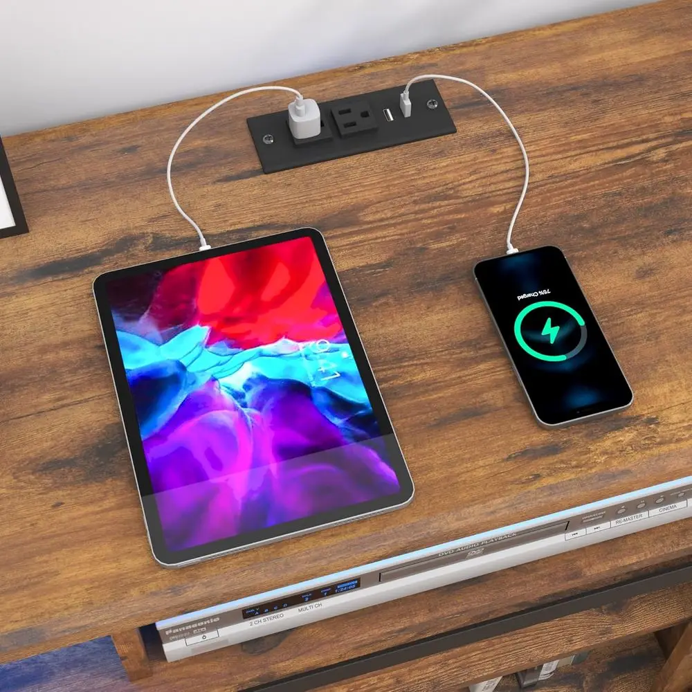 خزانة بوفيه خشبية ريفية مع مخرج طاقة، وخزانة جانبية لتخزين غرفة الطعام باللون البني