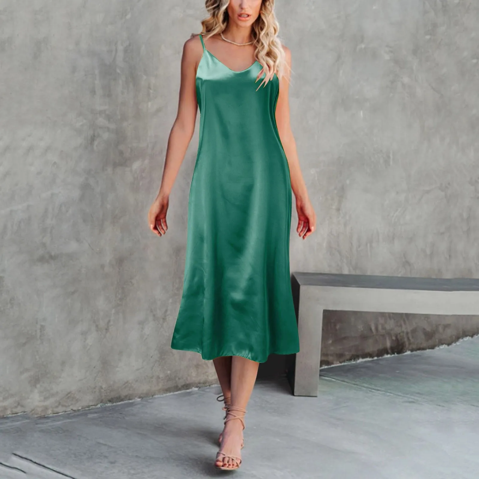 Wholesale Women Satin Nightgown Lady Sexy Spaghetti Strap Night Dress Female Sleeveless Sleepwear Plus Size Home Nightwear