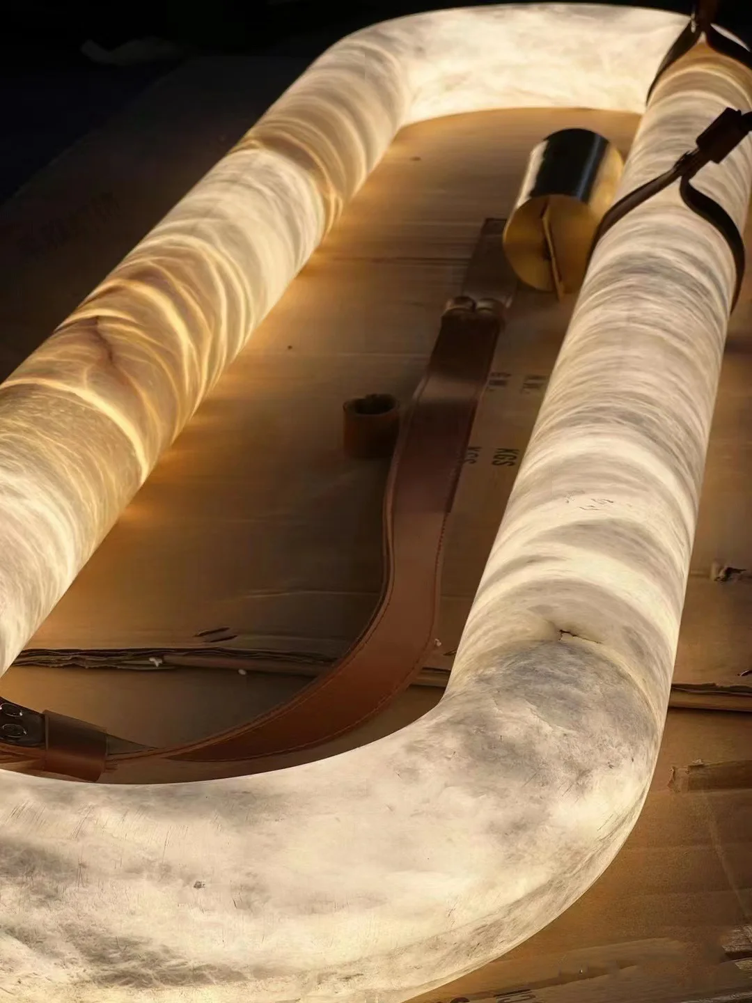 مطعم التصميم الشعبي المرمر الثريا المرمر