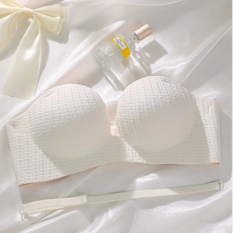 Strapless Push Up Bra For Women Small Breasts Appear Bigger No Steel Ring Soft Round Cup With Straps One Piece Seamless Bras