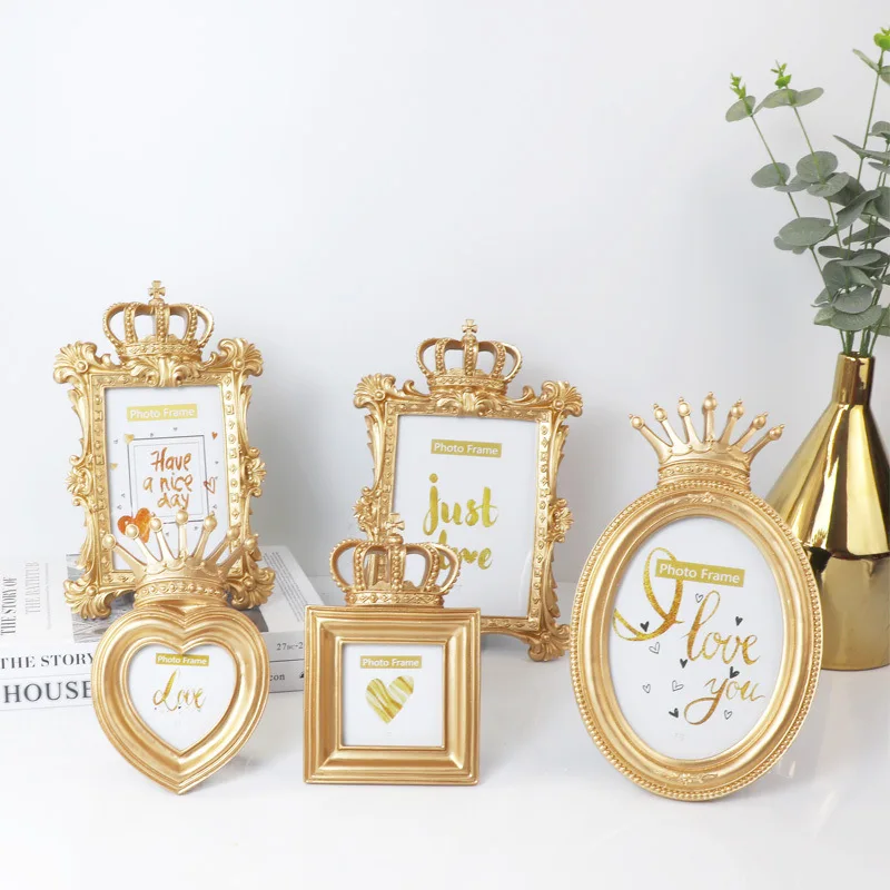 Coração-em forma de coroa retro moldura para fotos 3 Polegada 6 Polegada 7 Polegada resina dourada quadro de imagem presente casamento do bebê moldura de mesa decoração