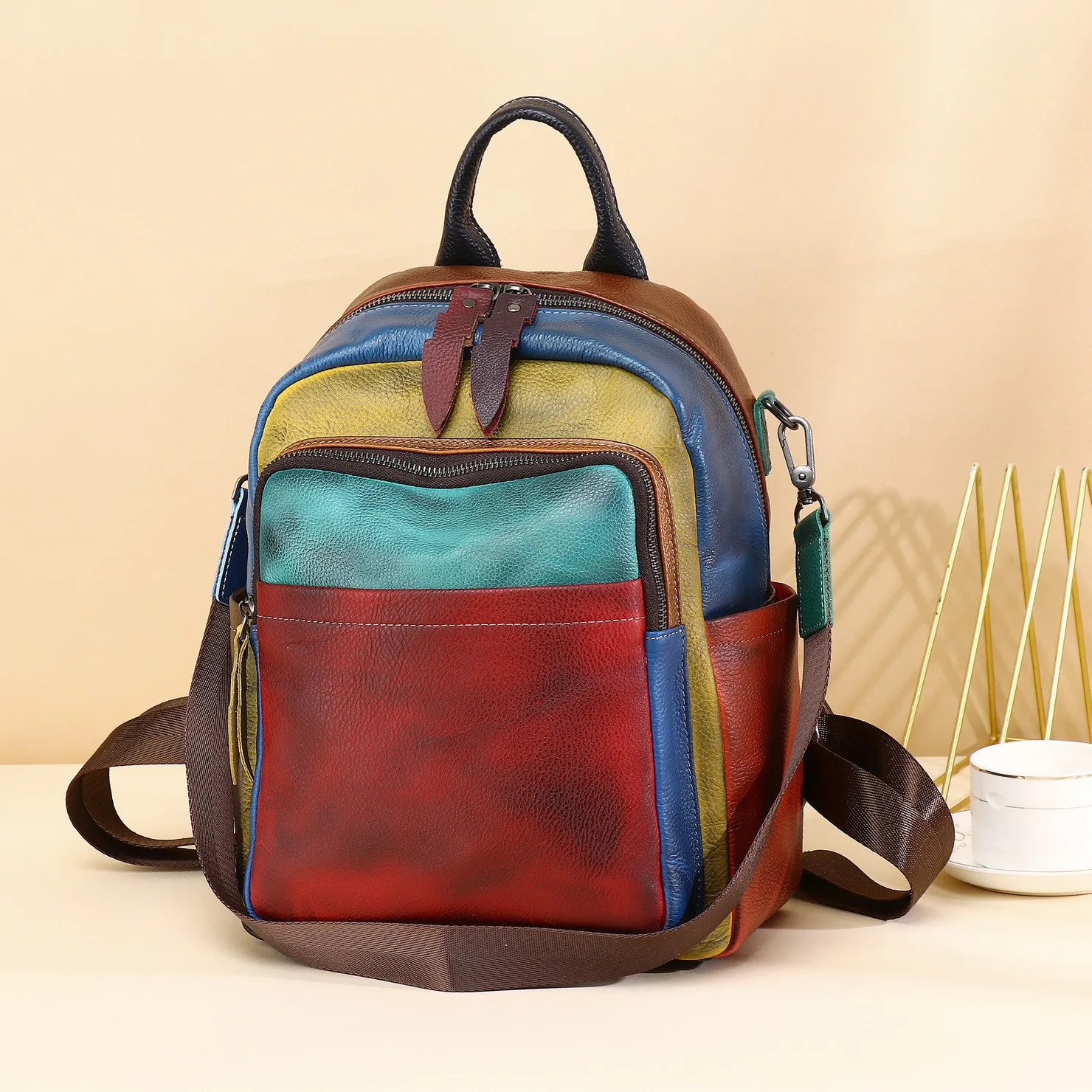 

Handmade Top Layer Cowhide Large Capaci Retro Splicing Women's Bapa Briti Sle Bapaing Bag for Daily Use