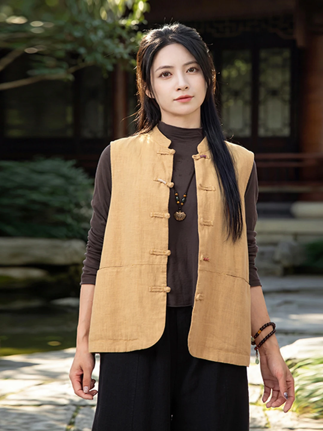 Double Layer Cotton Linen Vest Traditional Chinese Style Button up Breathable Short Sleeve Women's Fashion Outerwear