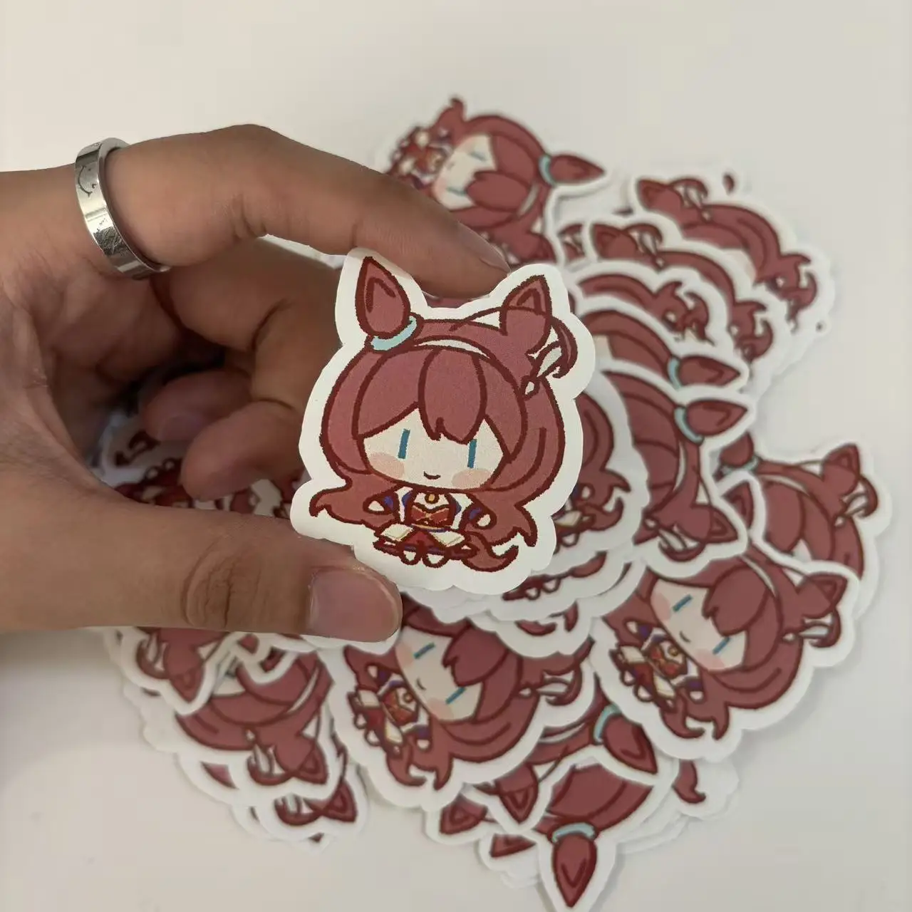 100Pcs Waterproof Die Cut Character Stickers, Personalized Vinyl Decals for Laptop, Water Bottle & Packaging