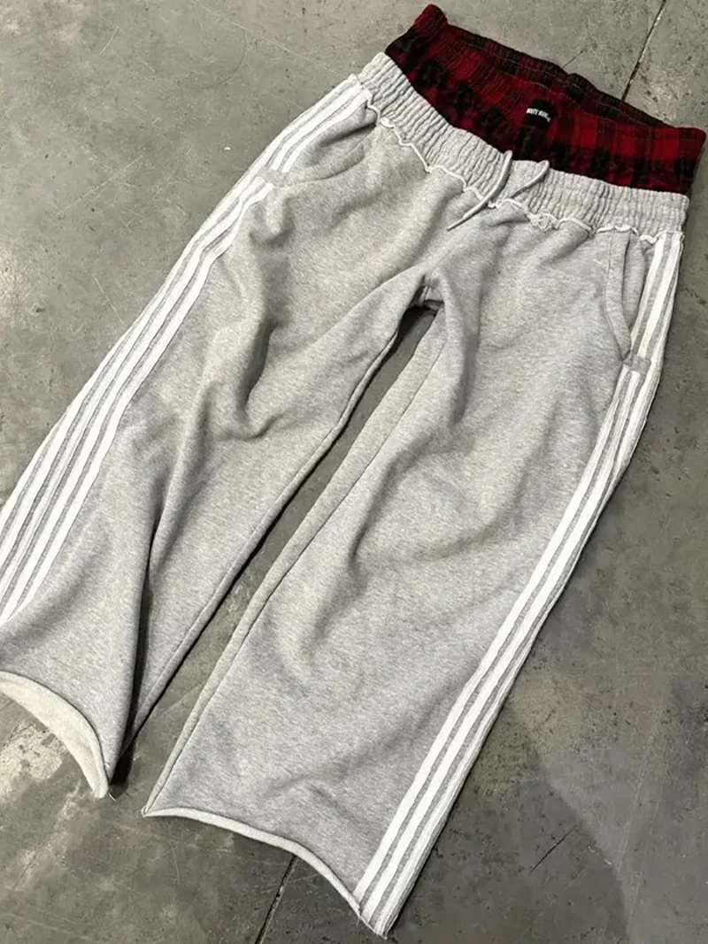 Y2K Street Casual Pants Men Harajuku Stripe Baggy Sweatpants Hip Hop Oversize Trousers High Street Fashion Wide Leg Baggy Pants view 2