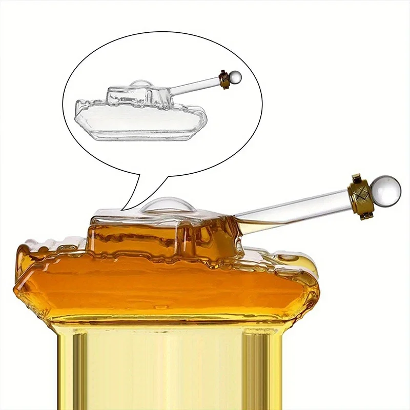 1000/500ML Tank Shaped Glass Whiskey Decanter  Crystal Clear Glass Bottle High Borosilicate Glass Wine Separator Dispenser