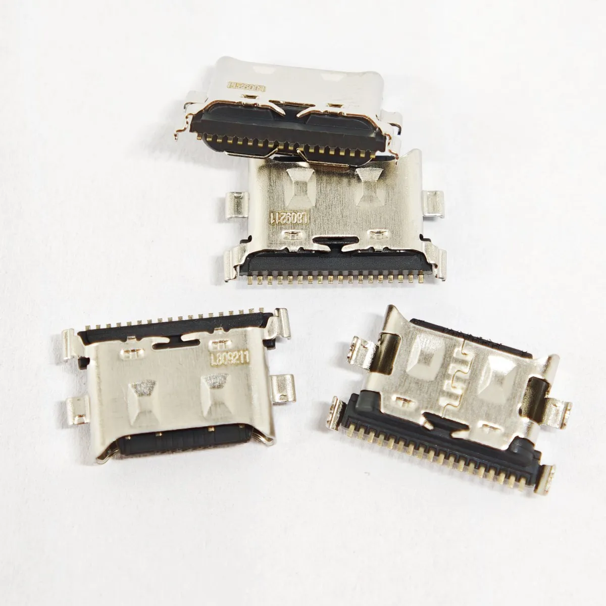 50Pcs USB Charging Port Dock Connector for Samsung Galaxy A15/A25/A14 A145F A146B/A16 A165F A166B/A17 4G 5G Charger Board Repair