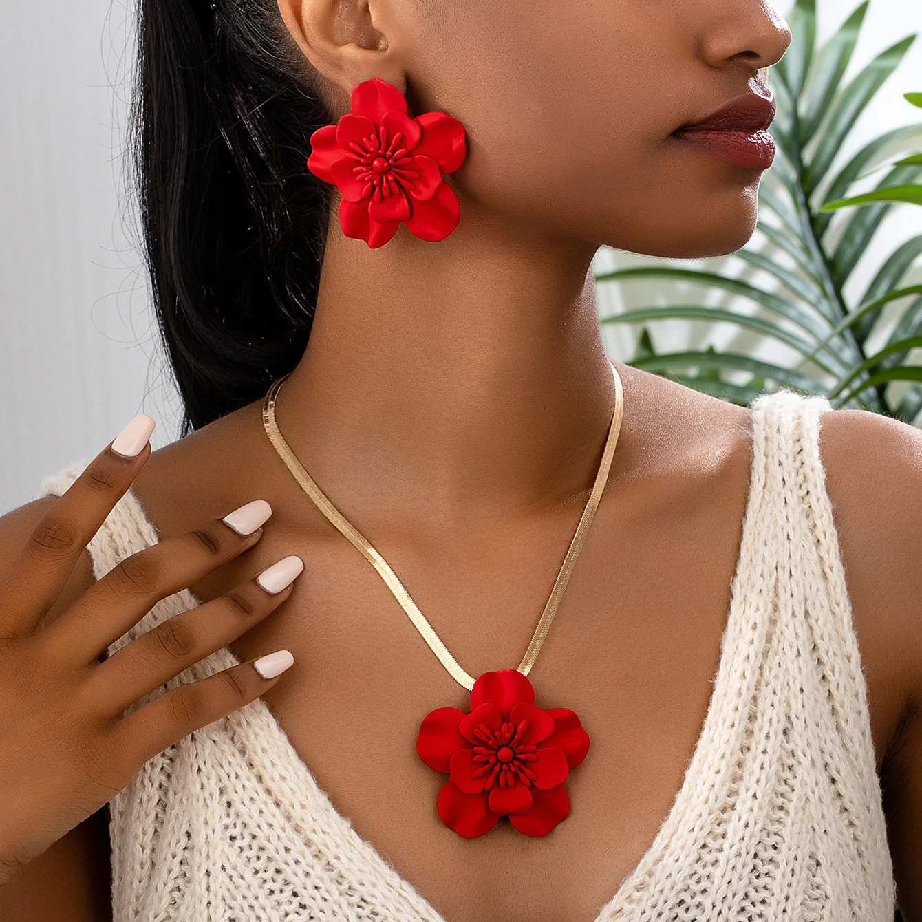 Red Flower Pendant Necklace Earrings Set for Women Simple Fashion Jewelry Accessories Hot Sale Party Gift 2025 New Style