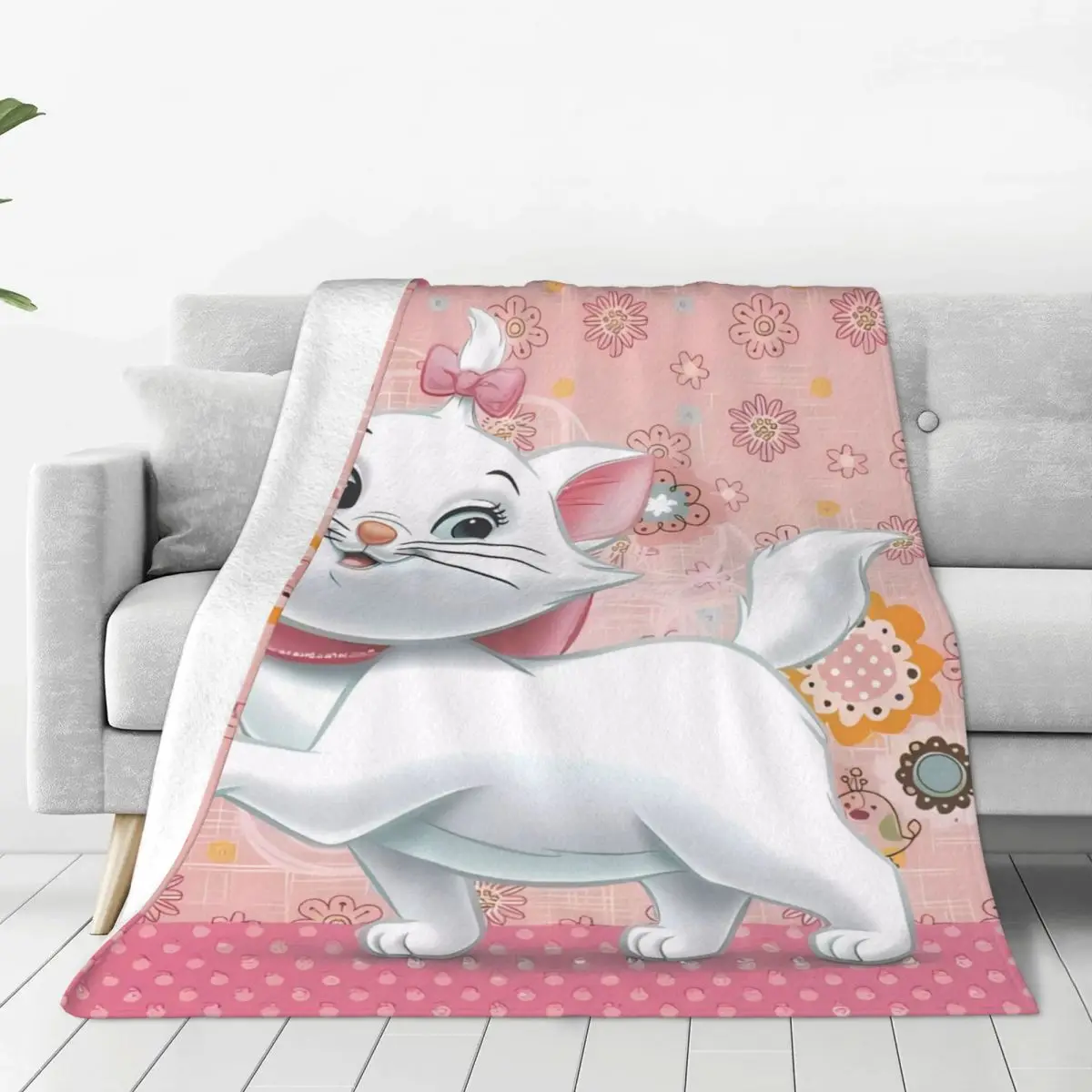 Marie Cat Blanket MINISO Decorative Flannel Throw Blanket For Couch Chair Sofa Bed Soft Warm Custom Quality Bedspread Gift Idea