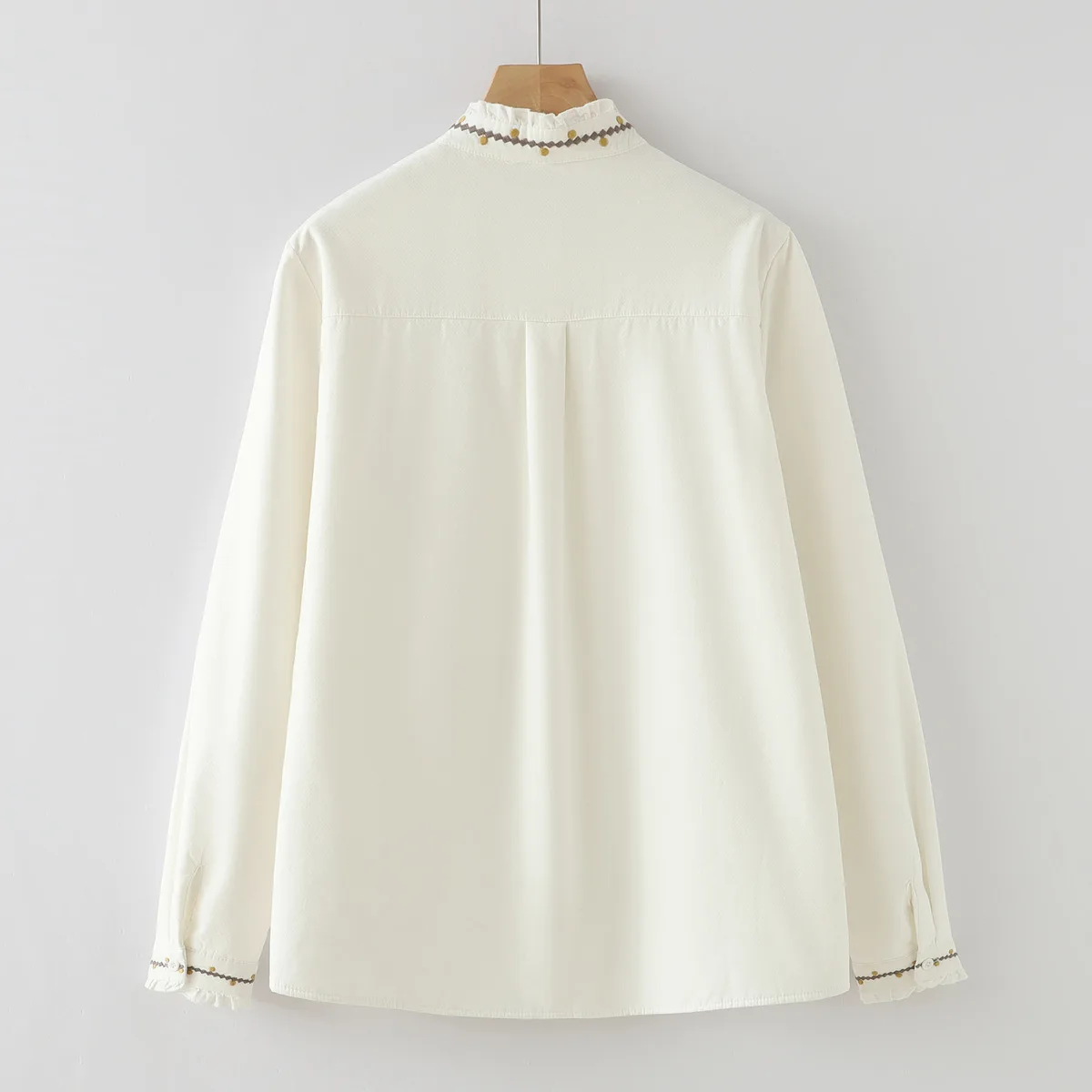 Nieuw herfst katoenen fleeceshirt met lange mouwen, dames opstaande ruches borduurwerk, Mori Girl warme losse blouse voor woon-werkverkeer T5O0114CC