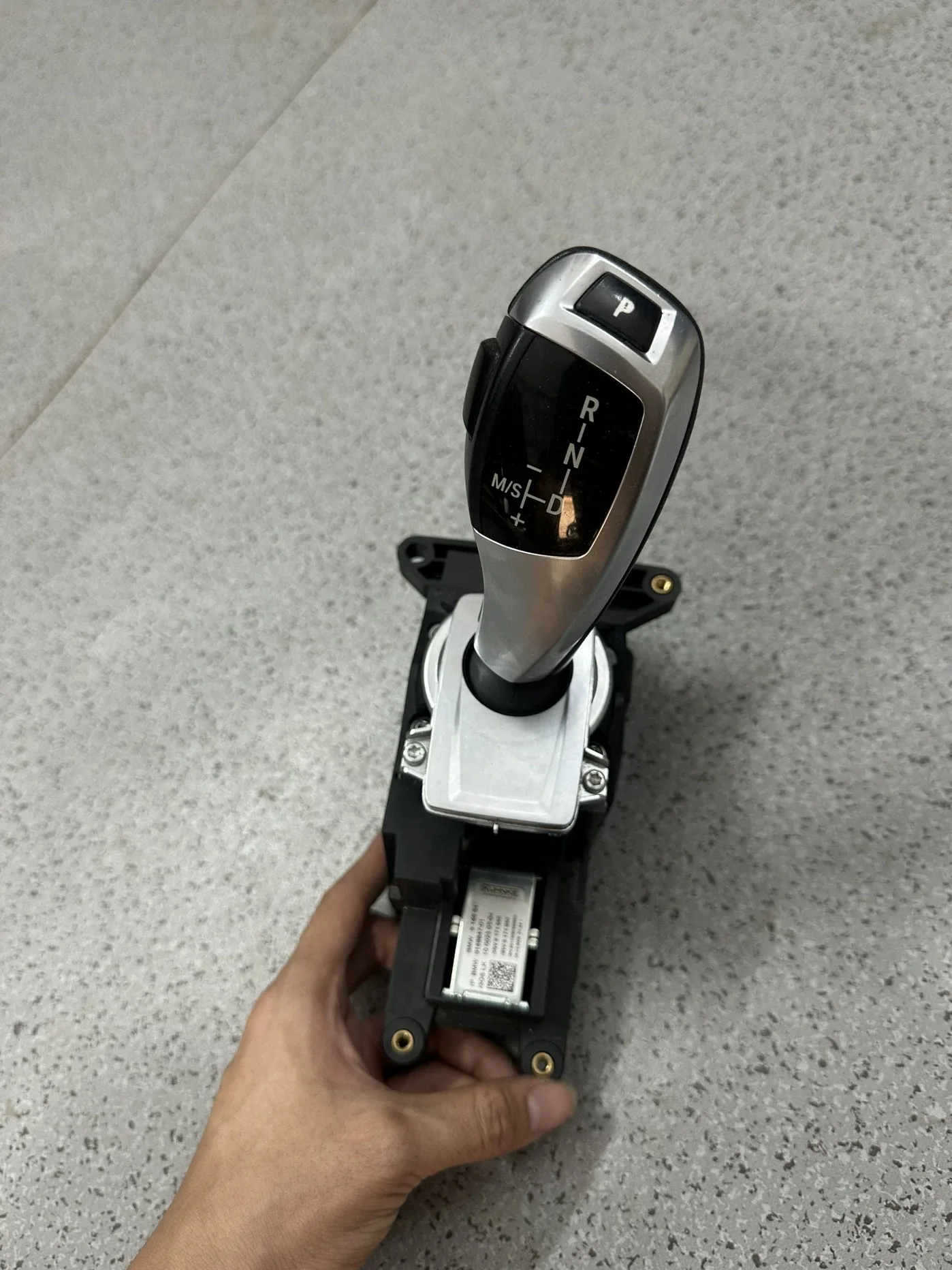For BMW E70 E71 X5 X6 Auto Transmission Gear Selector Shifter Knob Assembly OEM 61319228610 Gear Selector Switch in  stock