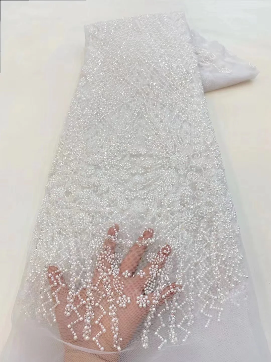 Shinny Pure White Color Beaded Sequins Fashionable Tulle Embroidery French Net Lace Fabric in Plenty Colors for Party Dress