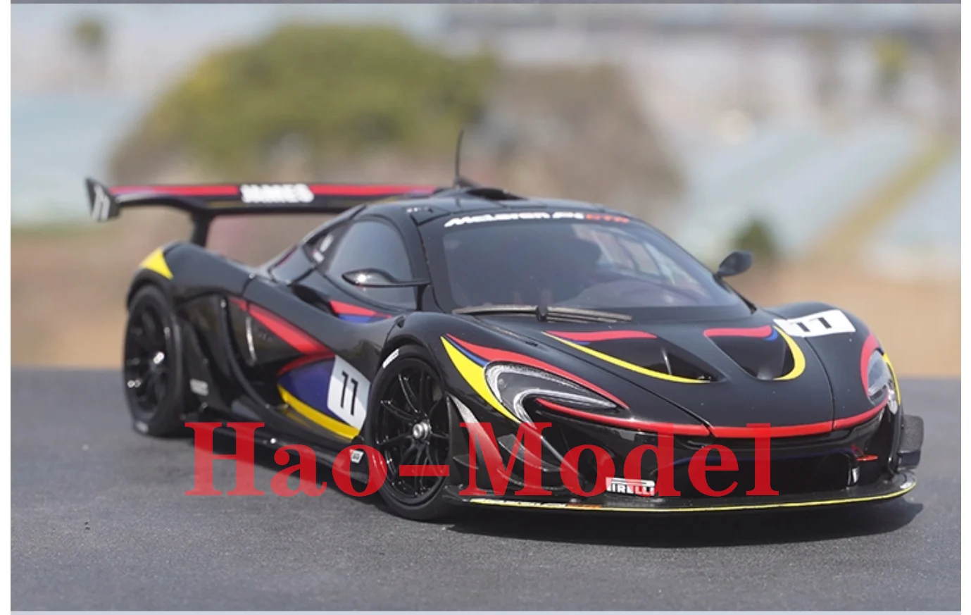 

Модель автомобиля для мальчиков из сплава, 1/18, для P1 GTR James Hunt 40-го выпуска