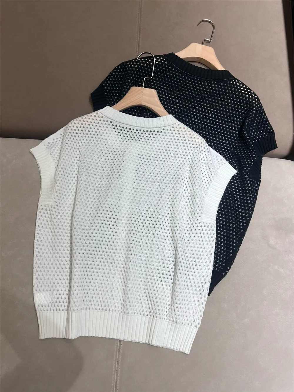 Linen Sleeveless T-Shirt Summer Thin Hollow Knitted Top Versatile Slim Black & White