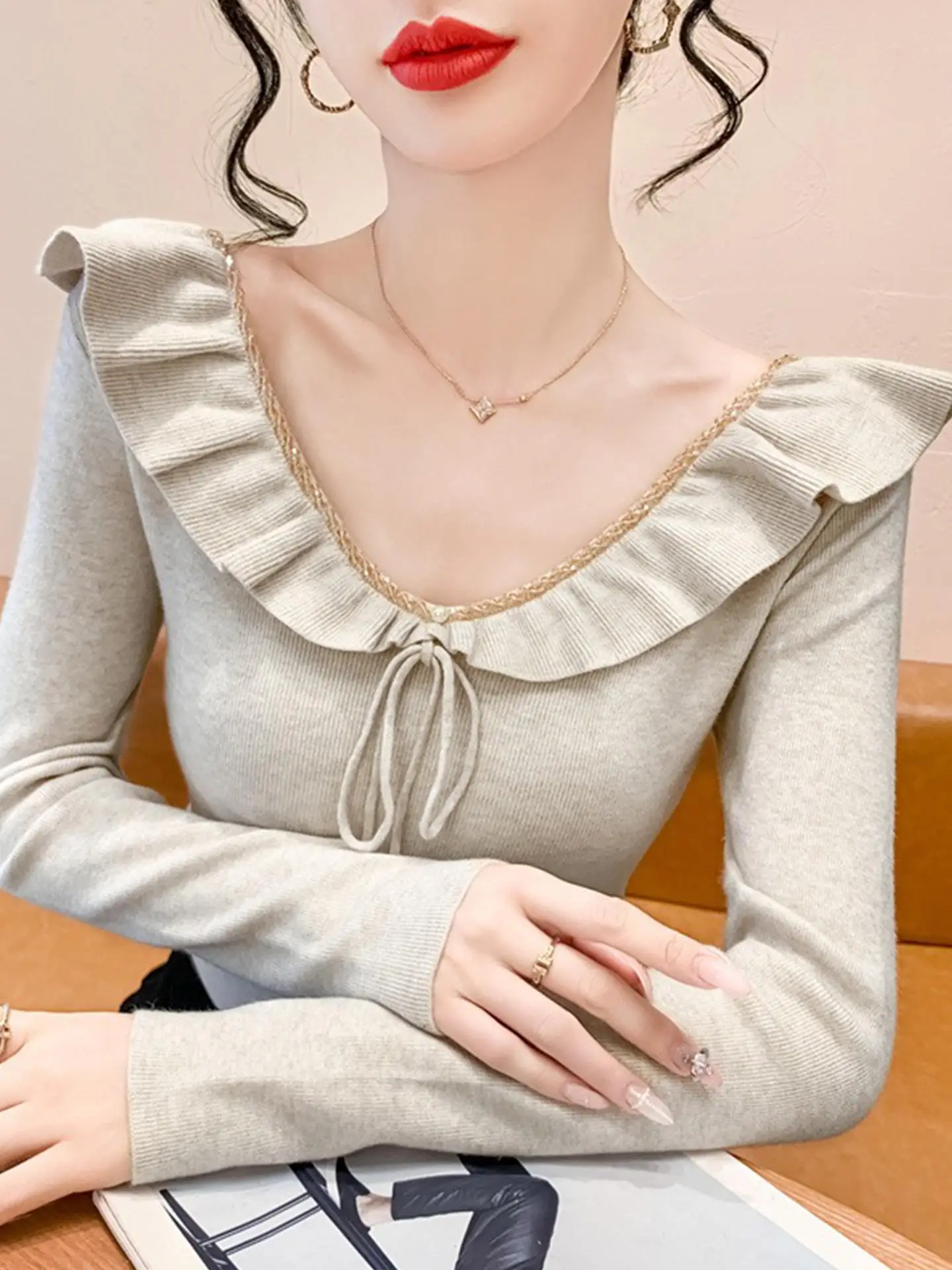 

French Sle Slim Fit Long Sve V-Ne Knitted Sweater Women's Autumn Winter New Faion Embellied with Beads Tie Drape Top