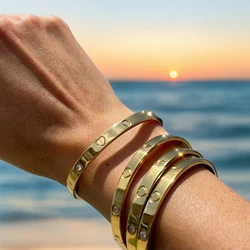 Peri'sbox Simple Dainty 18K Gold Plated Heart Cubic Zircon Women's Bracelet Stainless Steel Anti-Tarnish Bangles Fashion Jewelry