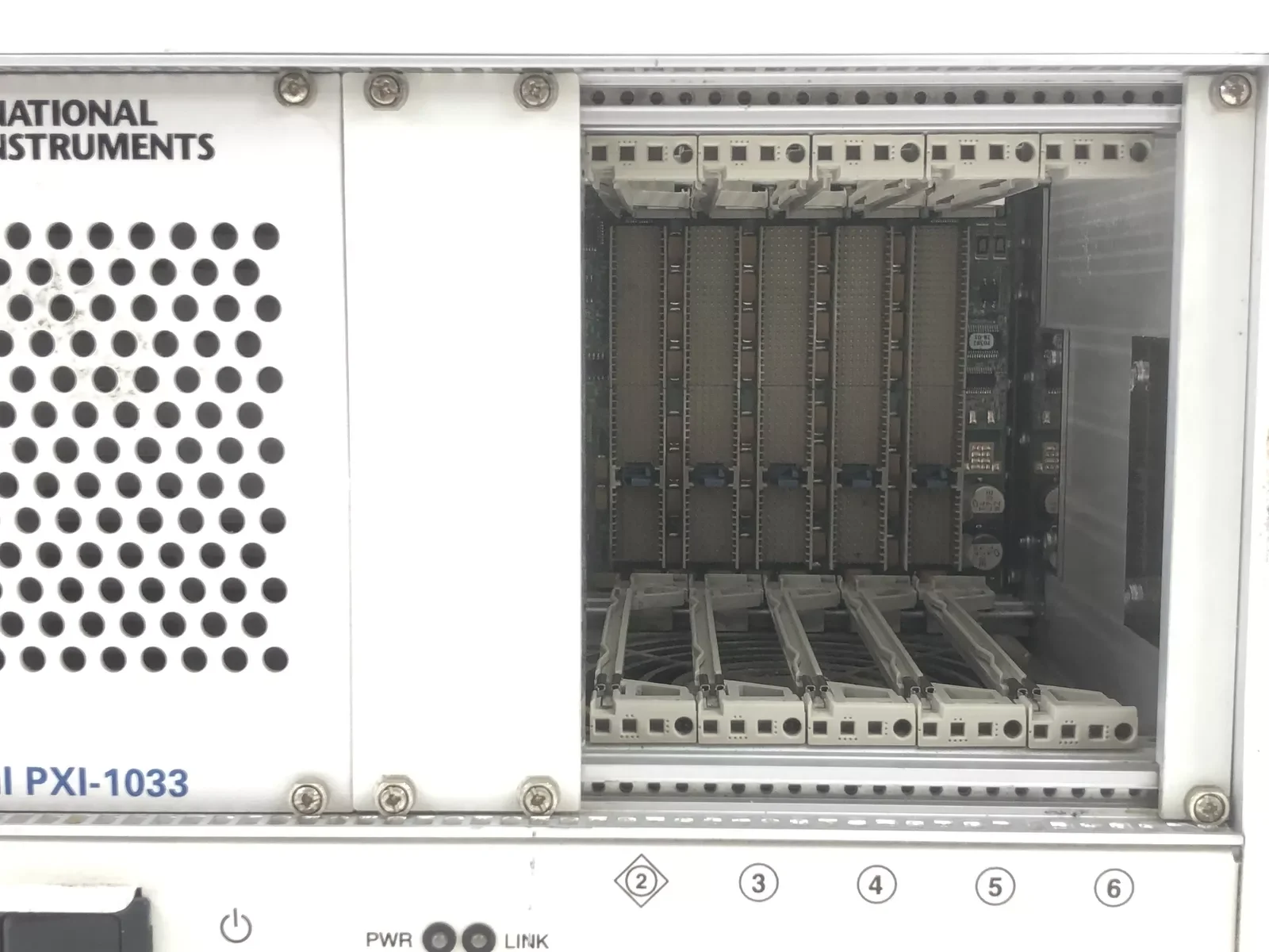 National Instruments NI PXI-10 - Test Instruments 评论和价格