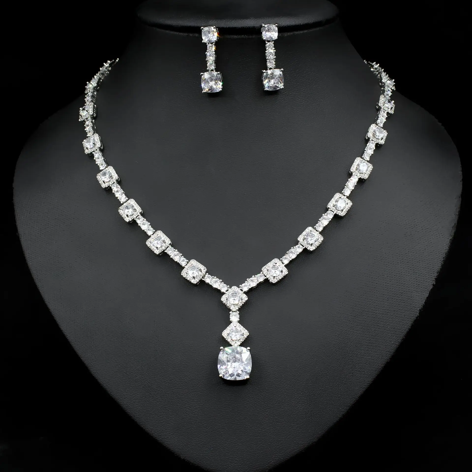 European and American Bride Necklace Earrings Wedding Zircon Jewelry Evening Dress Accessories Set