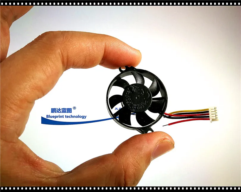 New Mute DATA0307R5H-002 Miniature round 3007 3cm Led Mobile Phone 5V Cooling Fan 30*30*7MM