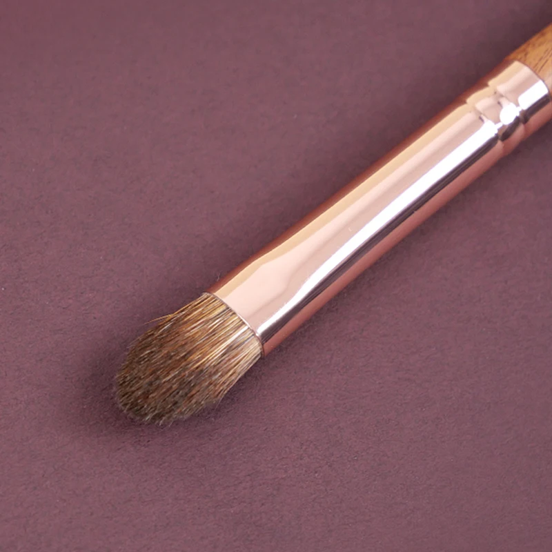 Pędzel do makijażu Yizhibi Z03, pędzel do oczu, pędzel do gradientu kolorów, mieszanka włosia lisa czerwonego i wiewiórki czerwonej.