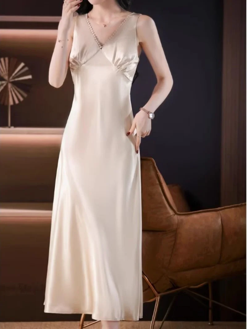 여성을위한 여름 하이 엔드 실크 수면 복장 중간 긴 경사 컷 새틴 파자마 조끼 드레스 W174