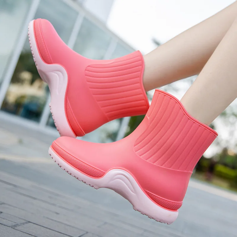 

2023 New Fashion Thick Bottom Rain Shoes Female Waterproof Jelly Water Boots Rain Galoshes Female Rubber Boot Woman 41