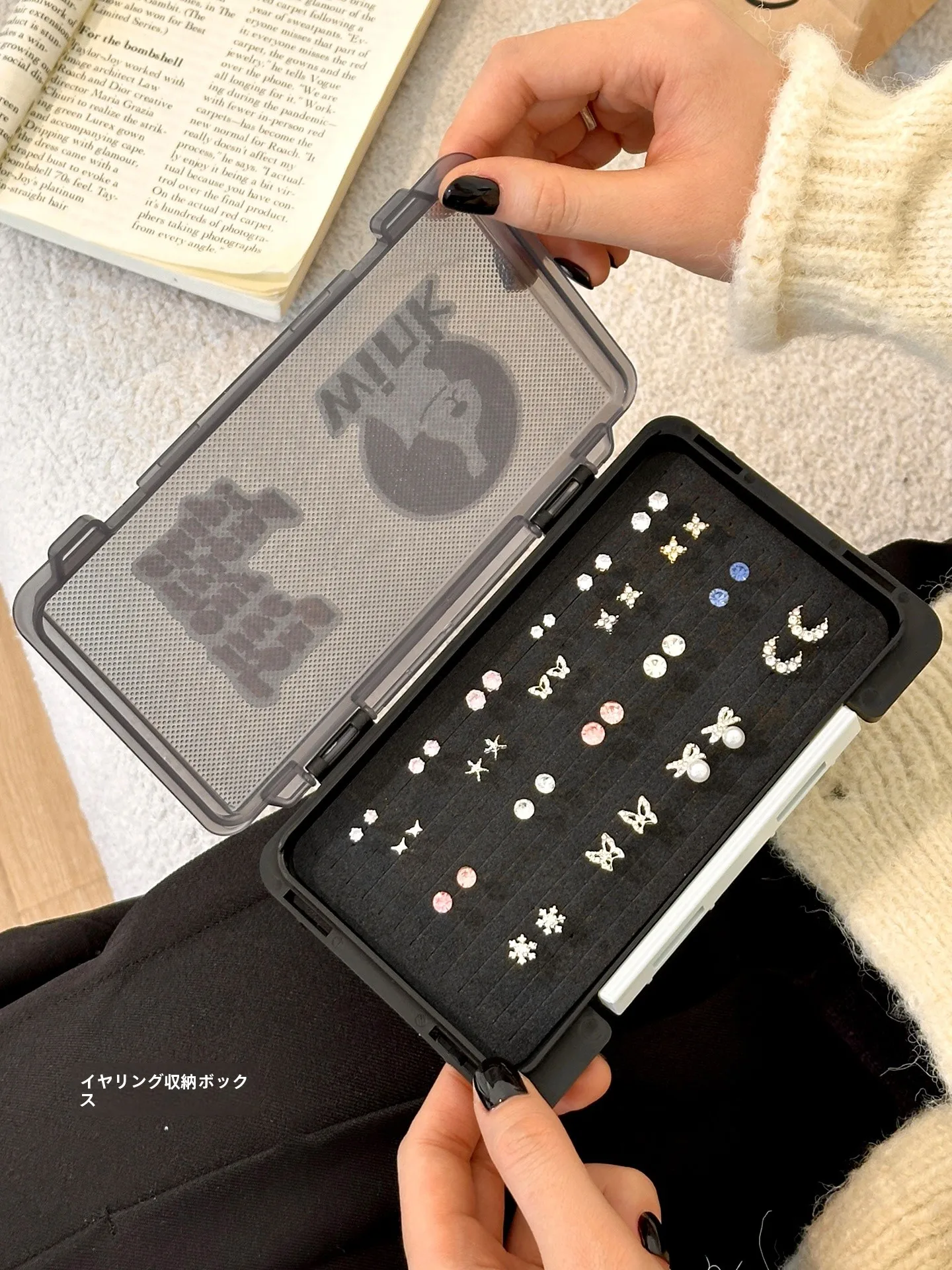 

Large Capaci Jewelry Box Earring Organizer Storage Box with Sponge Holes Portable Cosmetic Case for Women's Accories