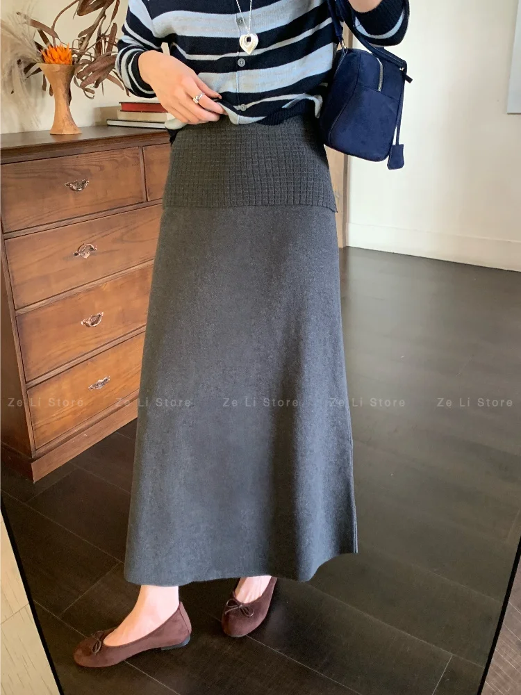 Oatmeal Spliced Leather Curtain Knitted A-Line Midi Skirt Women's Autumn Winter New Korean Design Sensation Long Skirt