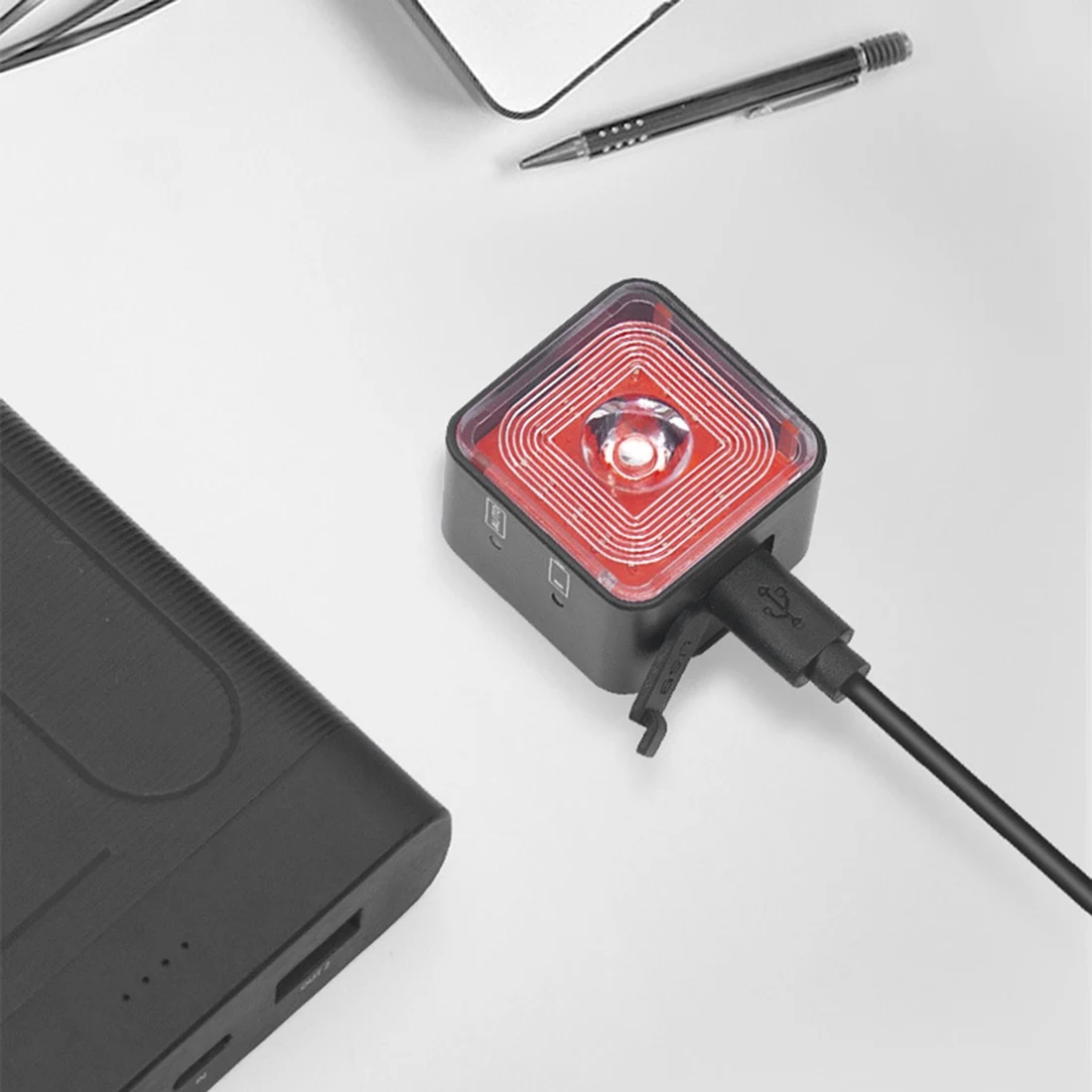 WIND&MOON 120 Lumen IP66 wasserdichte Licht-Sets, Scheinwerfer- und Rücklicht-Sets für 5-Gang-Modus-Bremsleuchte, WT06+WT06S