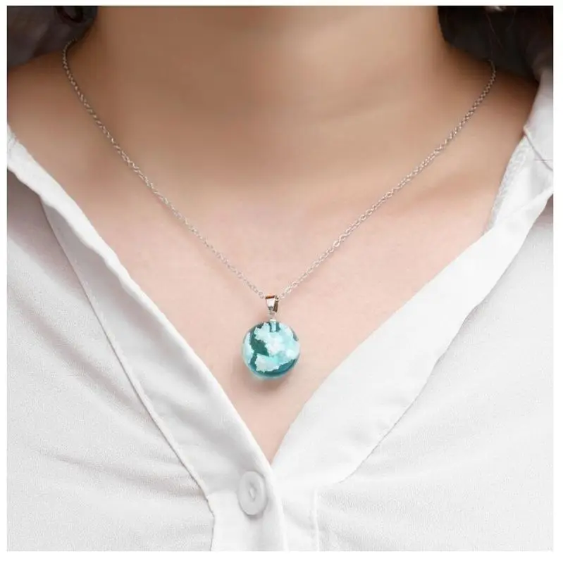 Exquisite Luminous Necklace Glass Ball Necklace White Clouds Blue for Sky Neckla