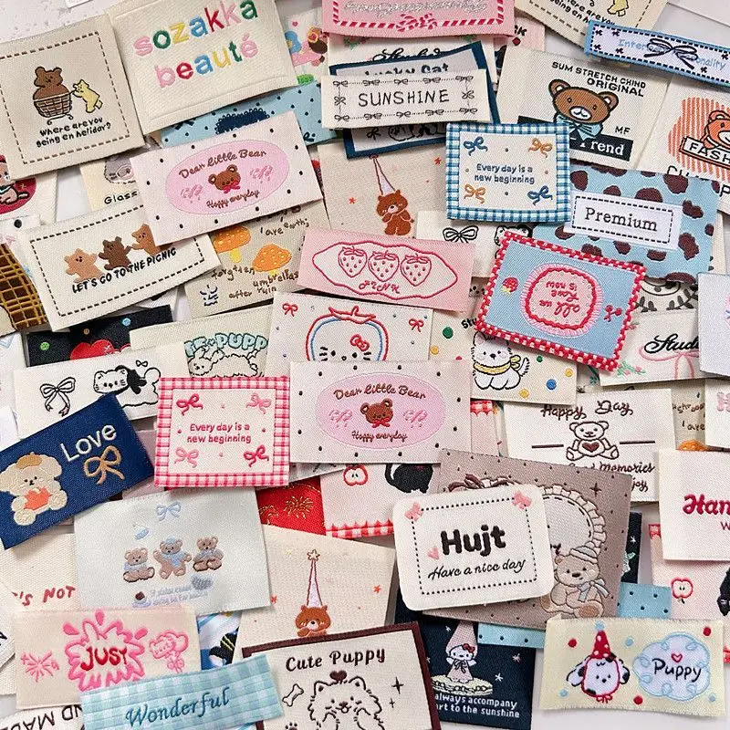

Cartoon Cute Handmade Fabric Labels Mixed Bag DIY Decorative Stickers Socks Woven Logos Trademark Labels for Gift Box
