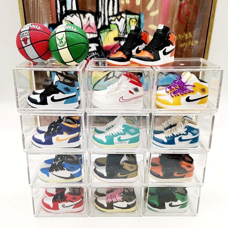 shoe mold, mini 3D three-dimensional basketball shoes, transparent display box, car ornament, keychain home display